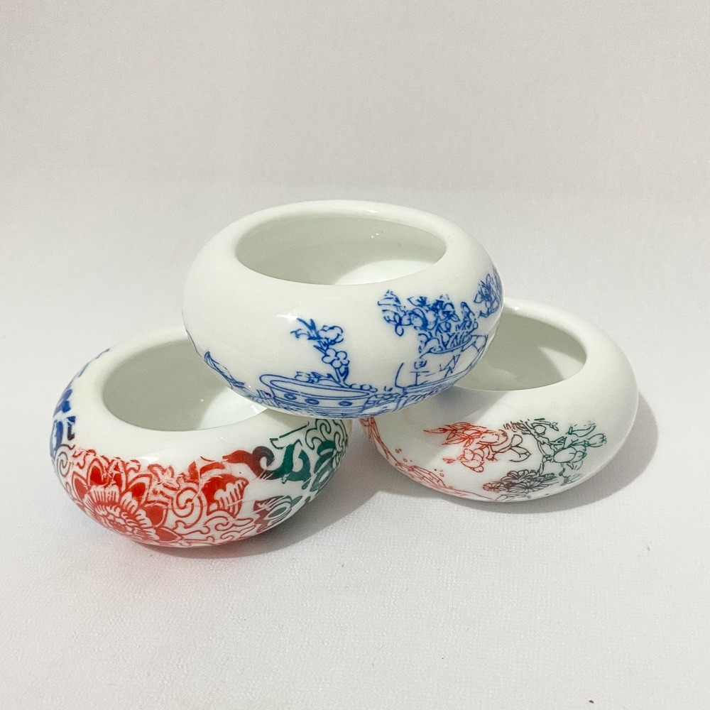 Cóng sứ đựng sâu cho chim