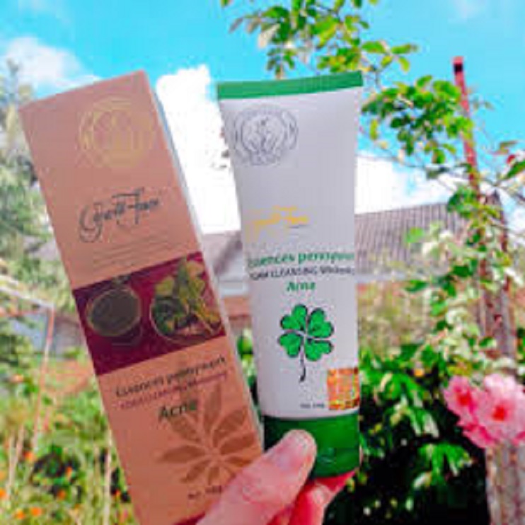 Sữa rửa mặt Goldface rau má 100g