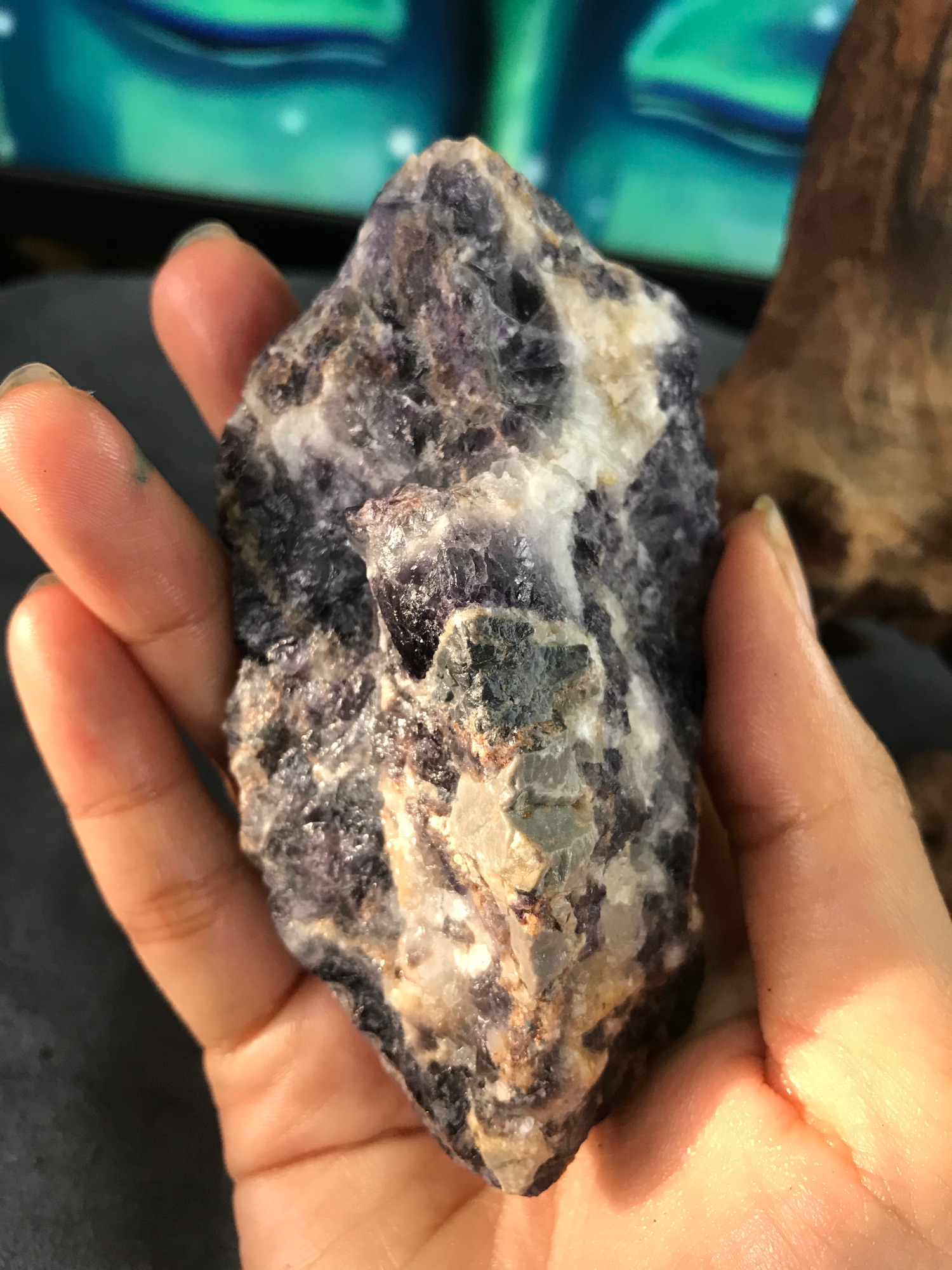 Đá fluorite tự nhiên 200g