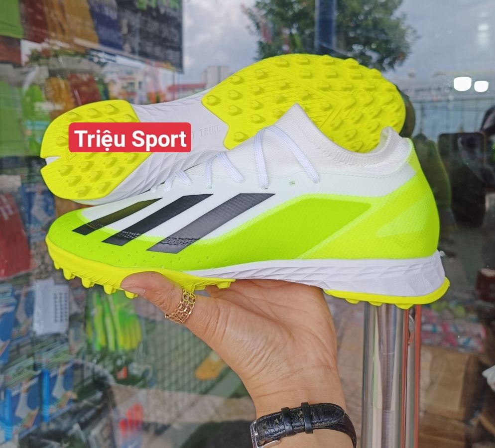 giày đá bóng X Crazyfast.1 TF (Tặng khâu đế+tất+túi rút+hộp)