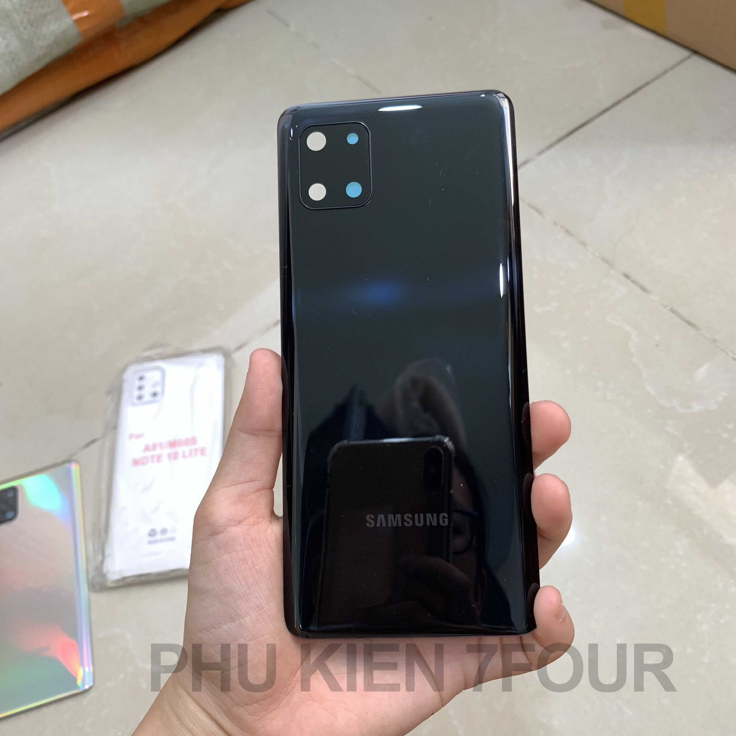 Nắp Lưng Samsung Note 10 Lite kèm kính camera và ron keo dán - 7Four