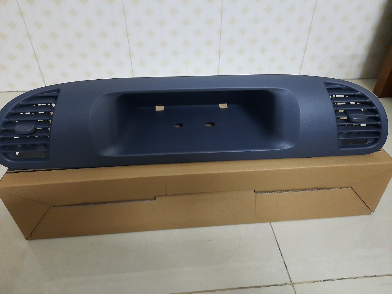 CỬA GIÓ ĐIỀU HÒA FREY XE MECEDES SPRINTER 311/313 2004-2012 (BÊN PHỤ, BÊN LƠ)