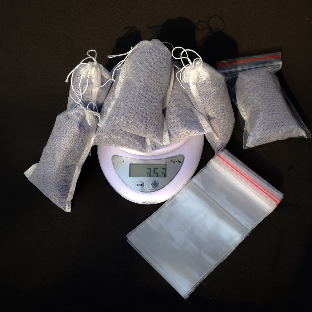 Hạt hút ẩm xanh - Túi 100g và 200g
