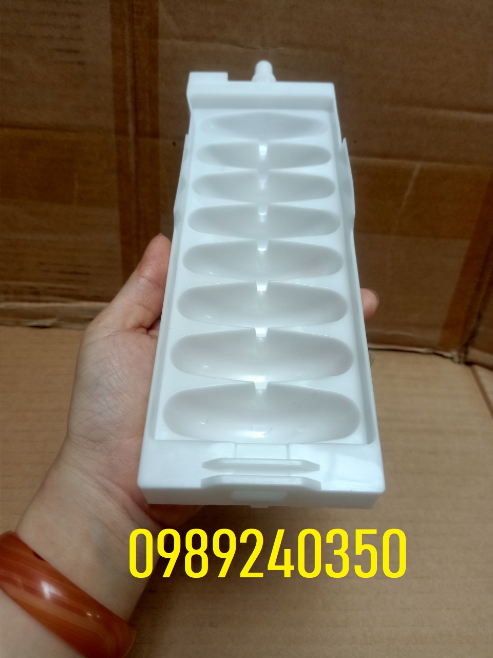 Khay đá rơi tủ lạnh SAMSUNG mới chính hãng
