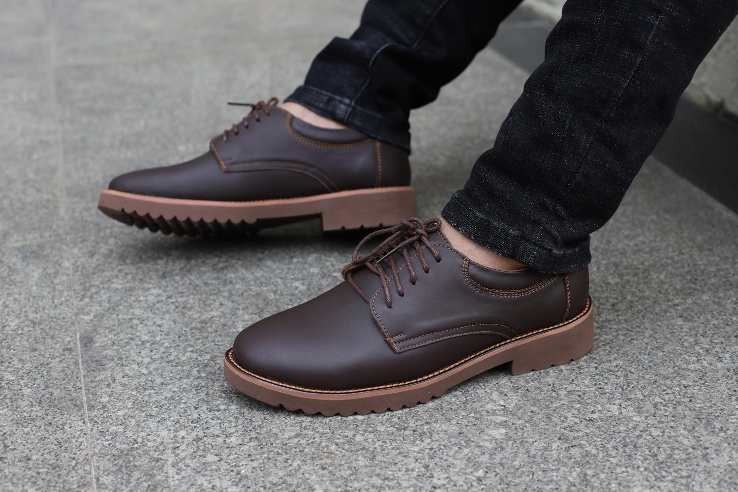 >> BÁO GIÁ GIÀY TÂY NAM DA PIERRE CARDIN BLANK DERBY PCMFWLC080 | Shopee Lazada Sendo Tiki mới nhất 28 Giày tây nam buộc dây kiểu dáng Derby - Giày da nam Đế cao 3cm tôn dáng- Chất liệu da bò thật 100% đế cao su non êm chân bền đẹp- Bảo hành 1 đổi 1- G172- Giày 3V