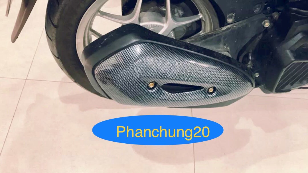 ỐP CHE PÔ ( CHỤP BÁCH PÔ ) DÙNG CHO ĐỜI XE SHMODE 2013 2014 2015 2016 2017 2018 2019 CACBON