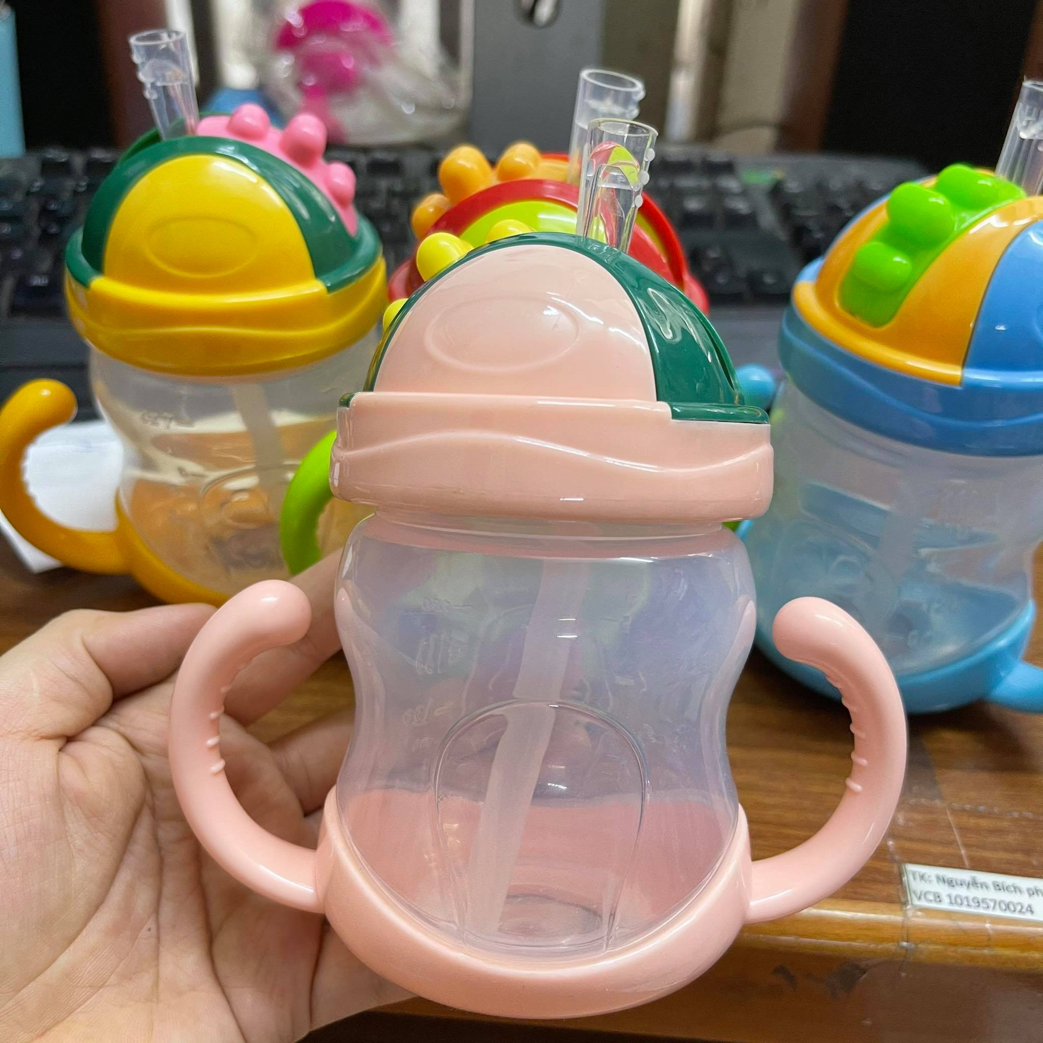 Bình Uống Nước Chống Sặc AIKO