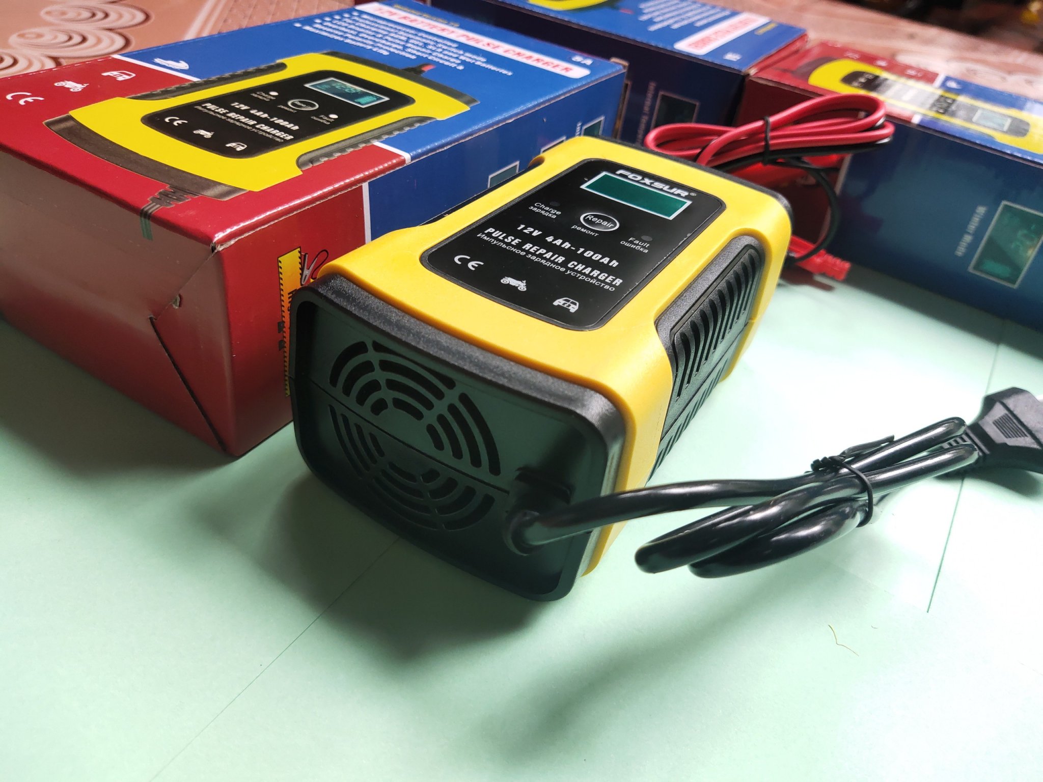 Sạc bình ắc quy 12v FOXSUR từ 4Ah-100Ah (FOXSUR LOẠI 1)
