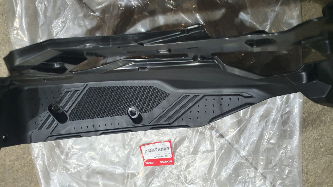 [HCM]YẾM GÁC CHÂN ĐEN HONDA AIR BLADE 2020
