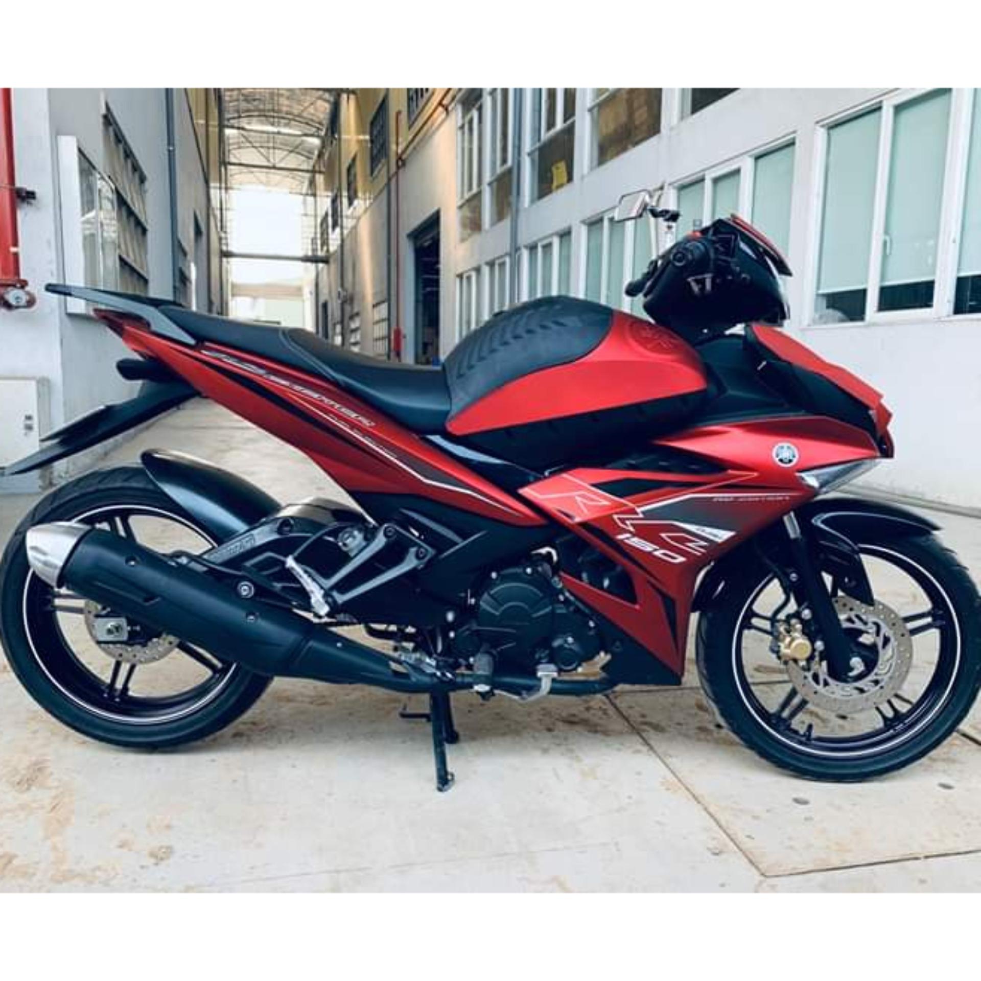 THÙNG GIỮA KIỂU MOTO CHO EXCITER 150
