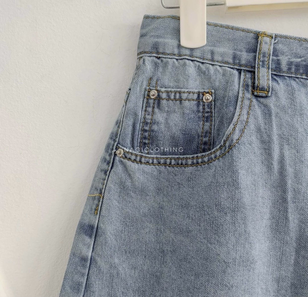 QUẦN JEANS NGỐ RÁCH L