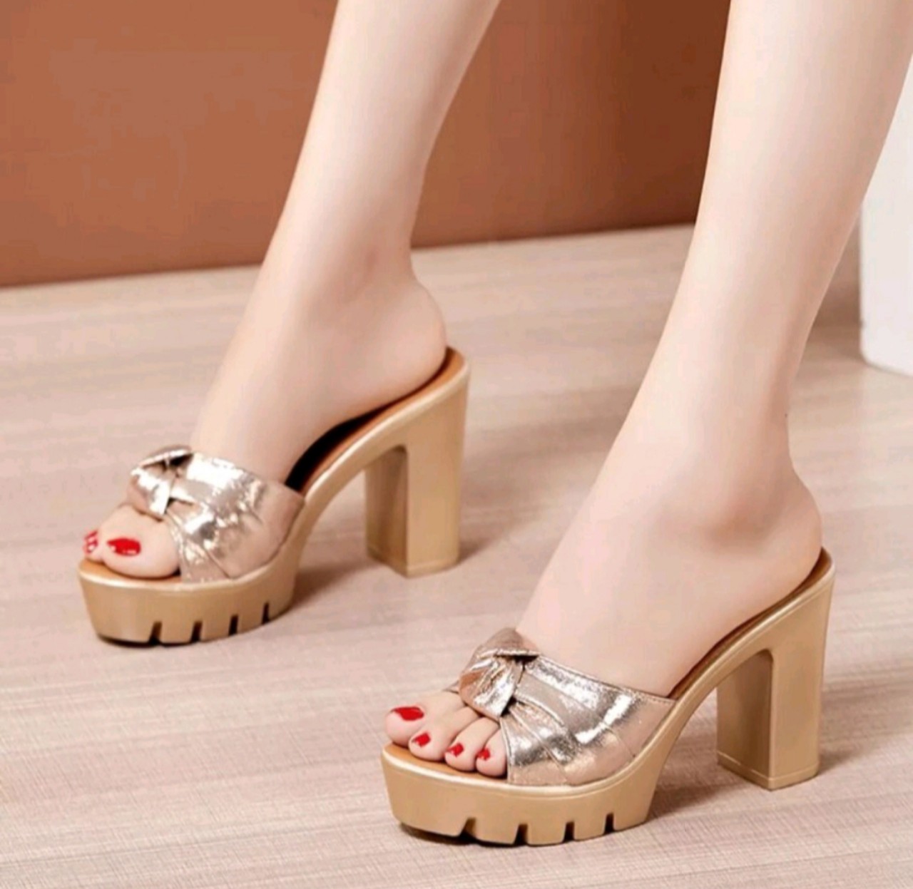 Dép cao gót đế thô nơ cuộn 9f
