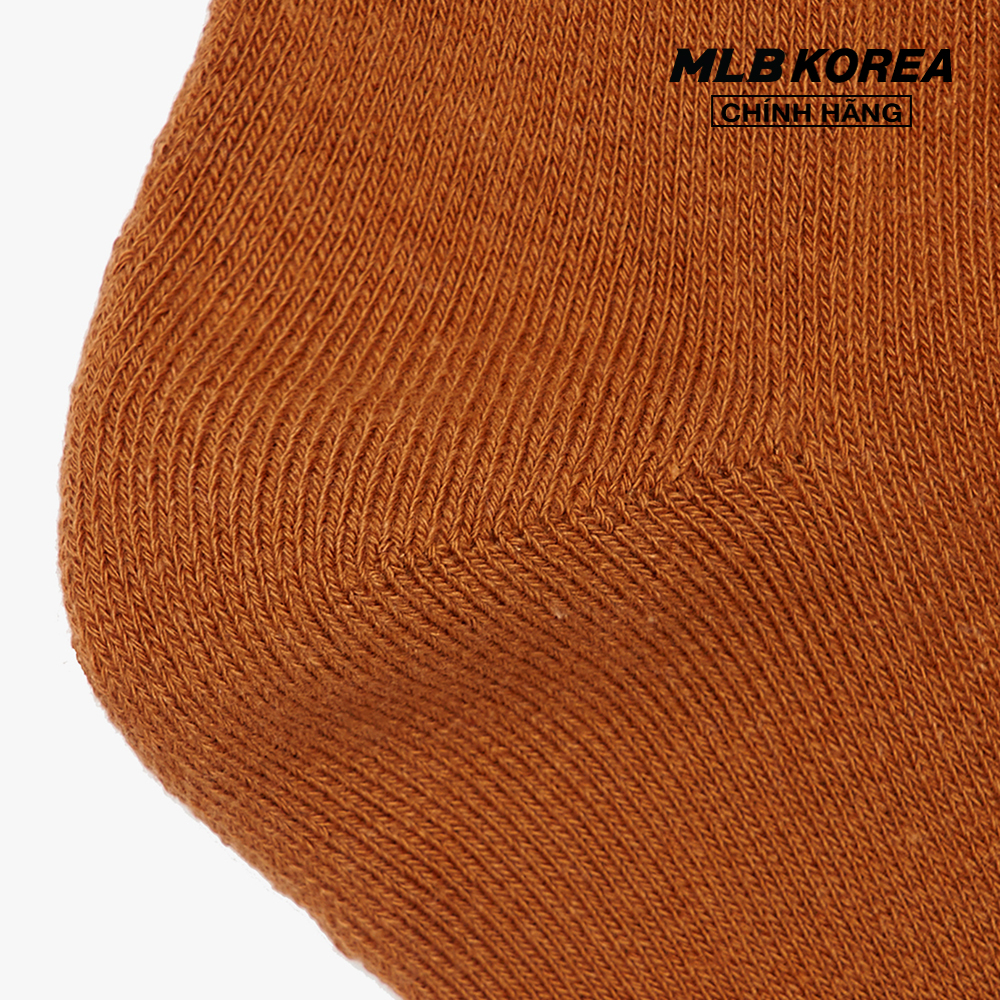 MLB - Vớ cổ cao unisex Basic Medium Logo 3ASOM032N-43BRS