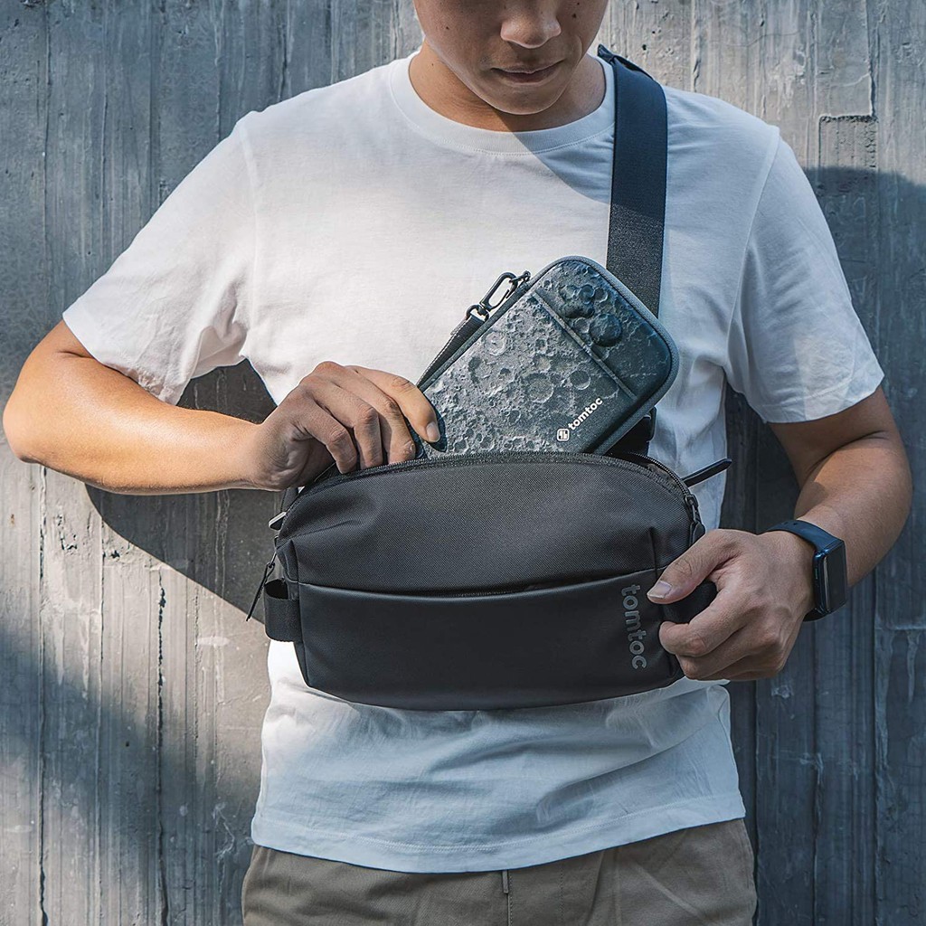 Túi Đeo Chéo TOMTOC Lightweight Codura Sling Bag - H02-A04D