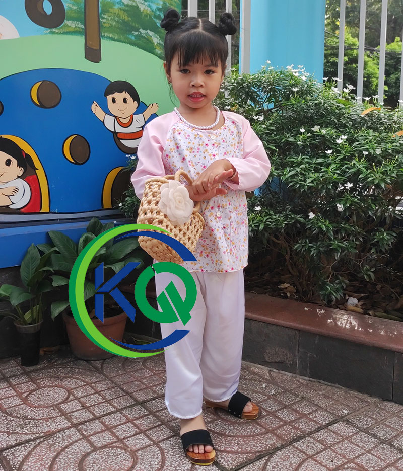 Bộ Áo Bà Ba Bé Gái Truyền Thống