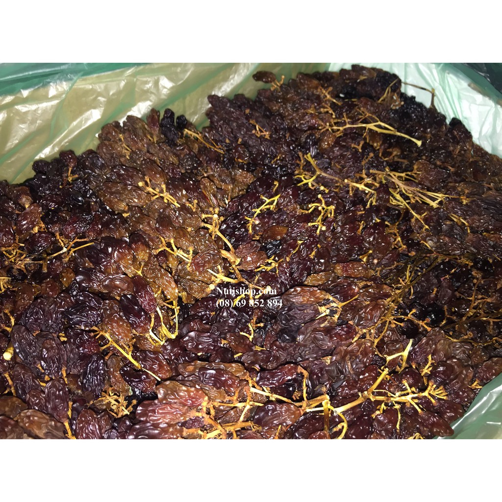 Nho kho nguyên cành Crimson Úc 500g
