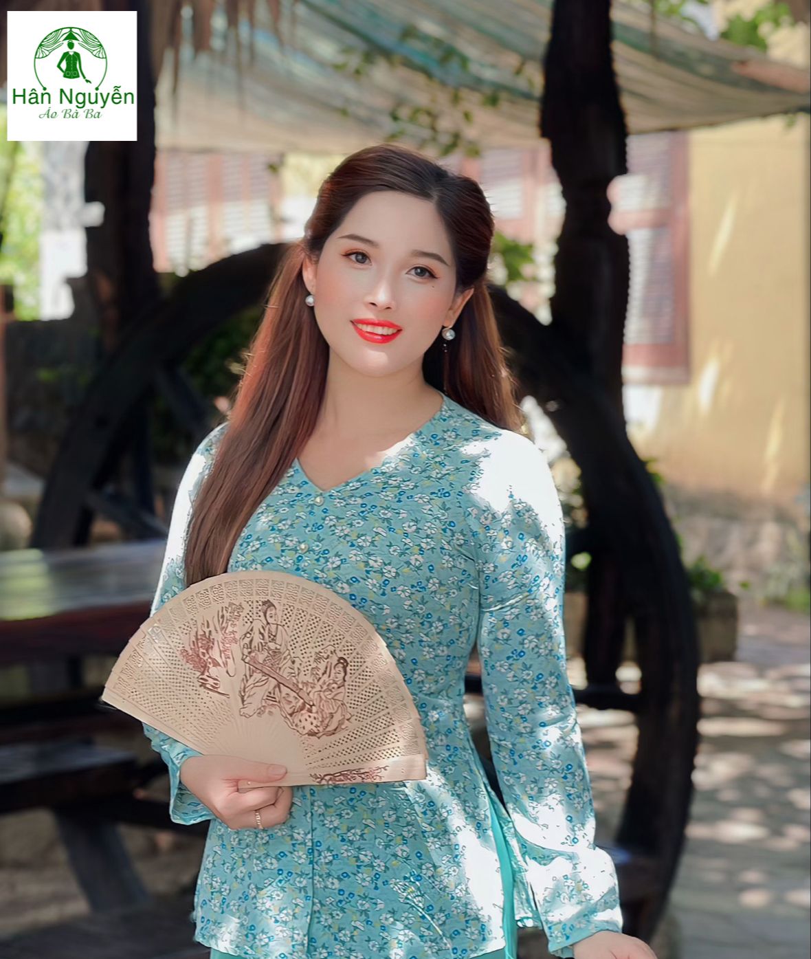 Áo Lẻ Bà Ba Hoa Gió