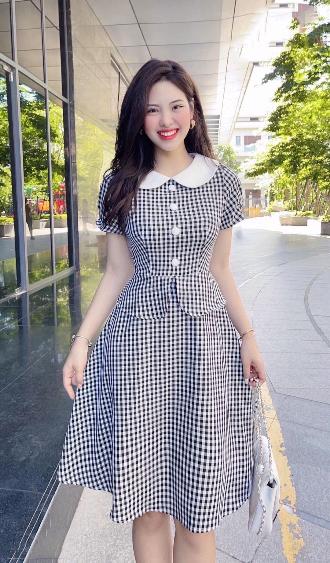 ĐẦM XOÈ CARO CỔ SEN