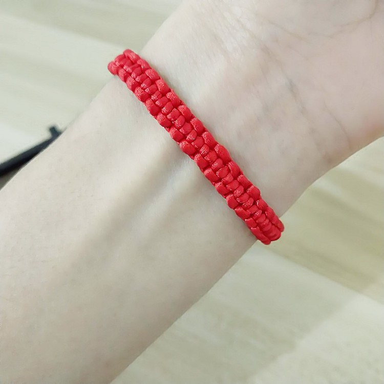 Vòng tay chỉ đỏ may mắn BL79