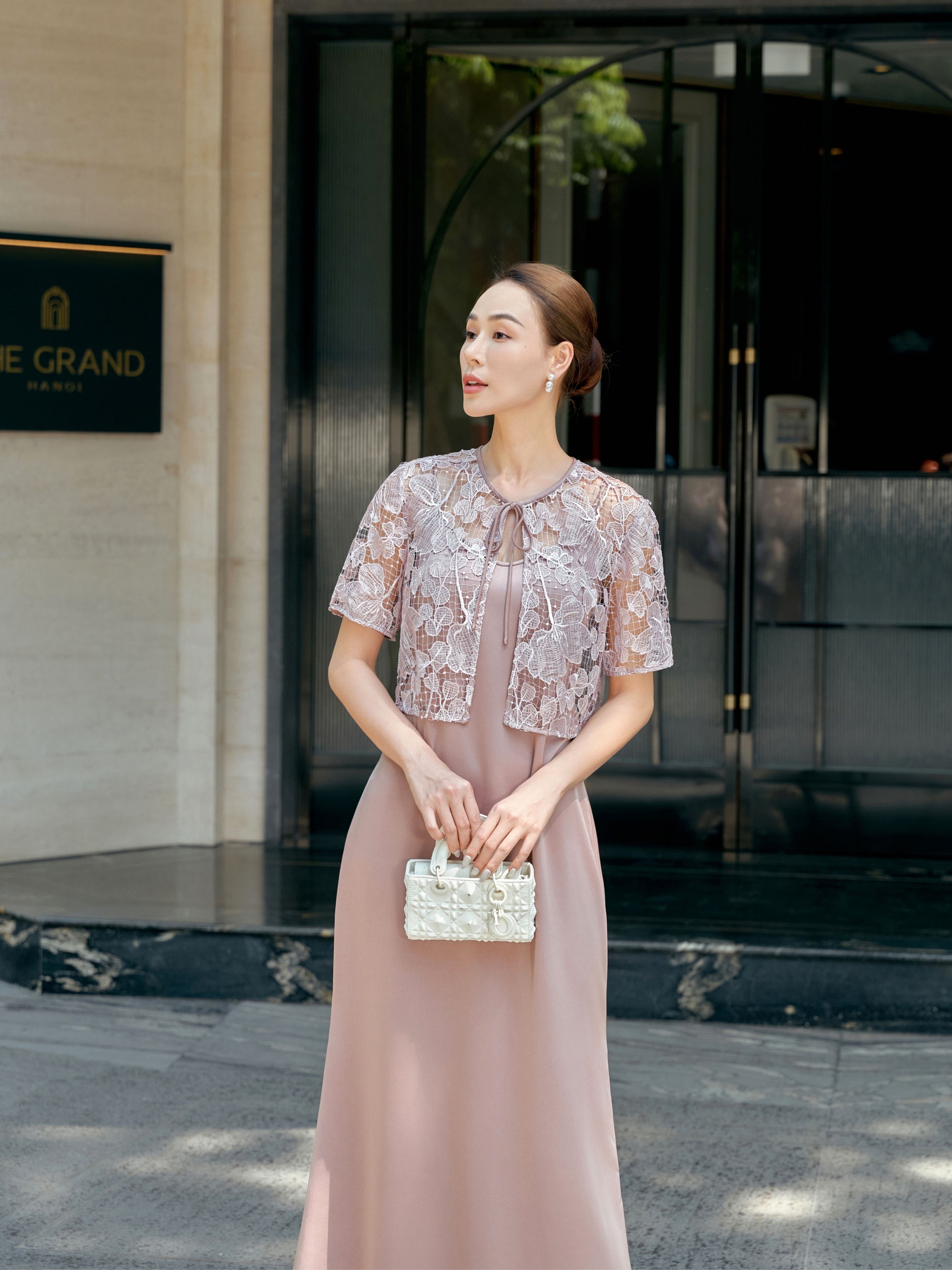 Set đầm lụa áo khoác ren Mauve Poem dress