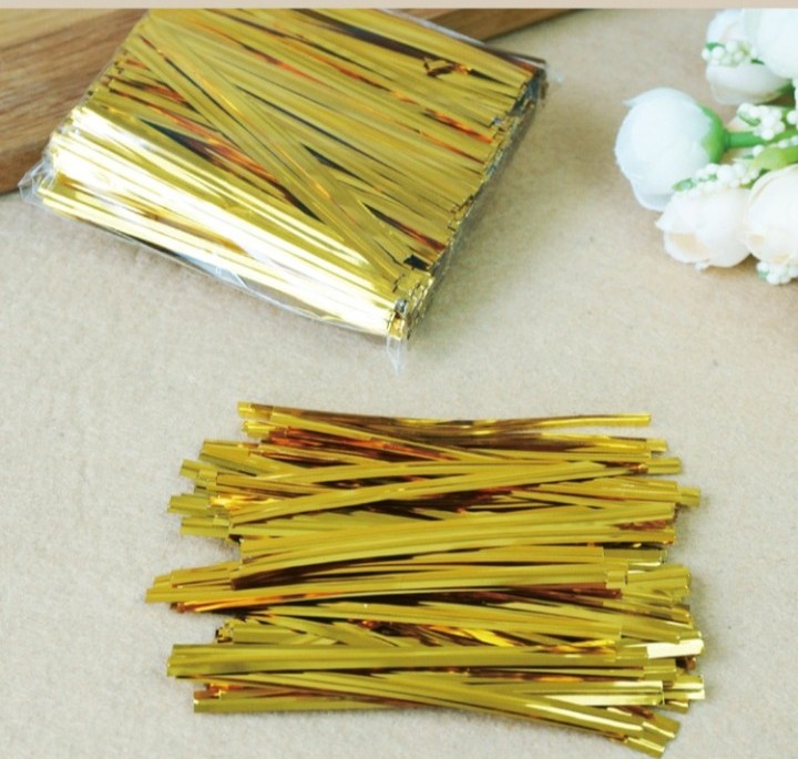 Dây kẽm buộc túi cookies (khoảng 50 chiếc)
