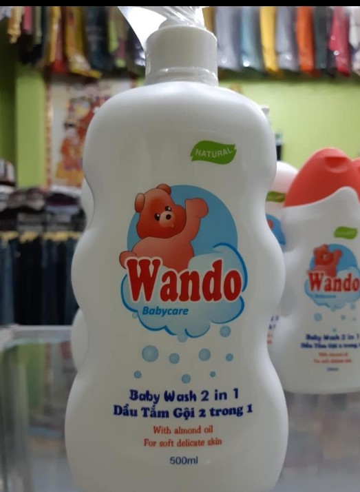 Dầu tắm gội 2 trong 1 Wando chai 500ml