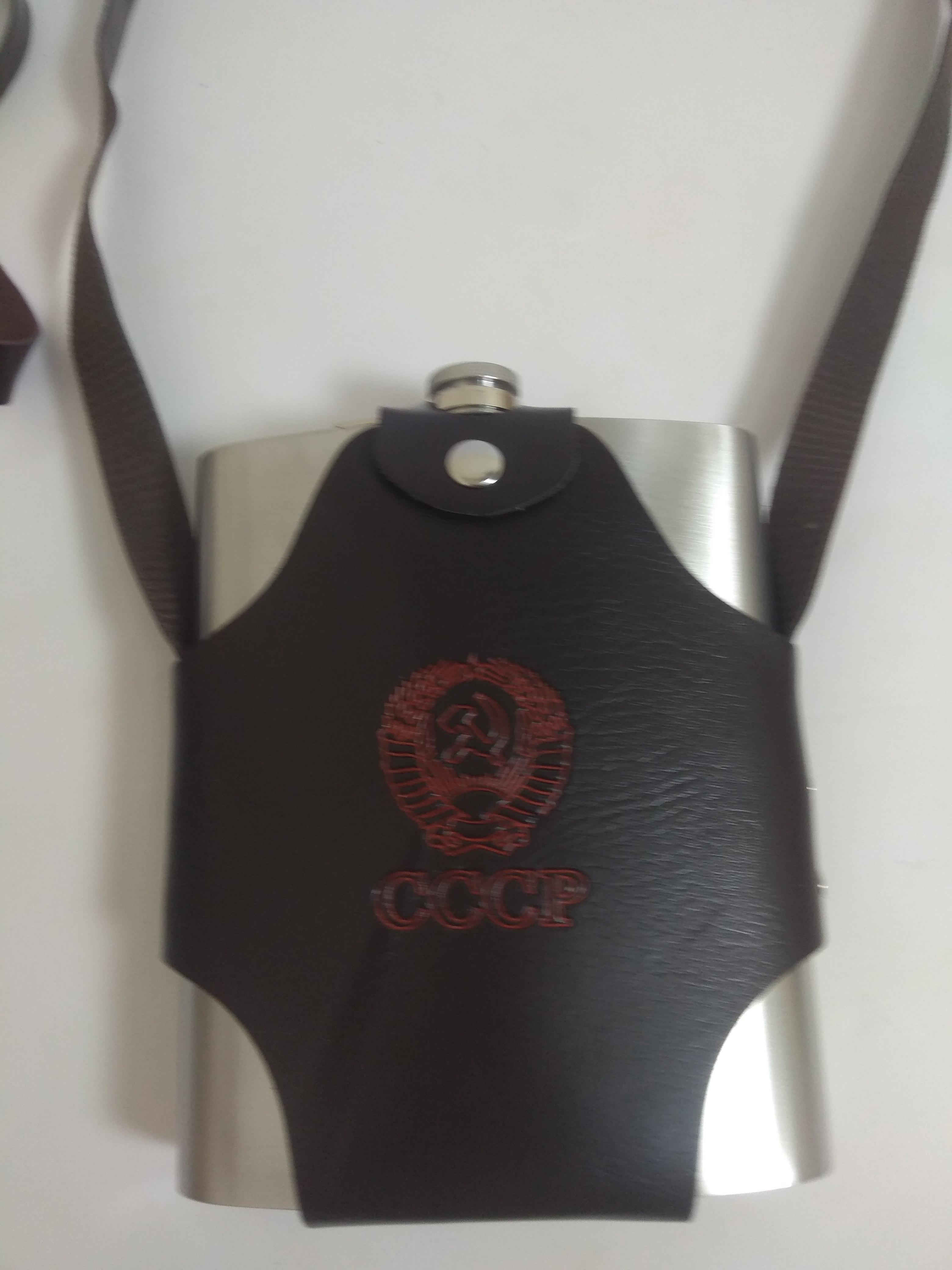 [CCCP stainless steel bottle] 304 CCCP 1.5L stainless steel hip flask + stainless steel funnel