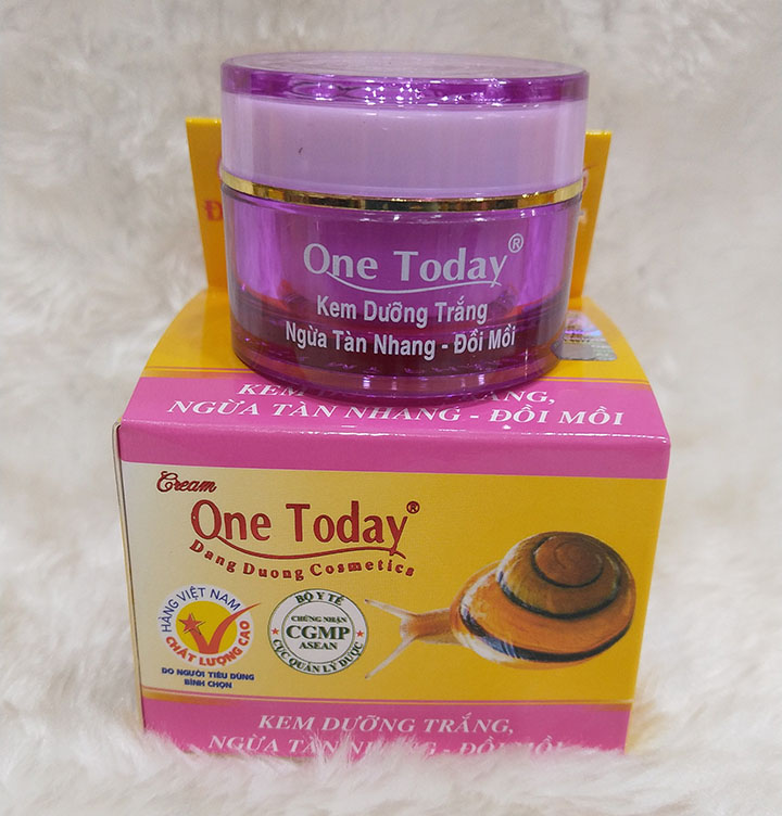 One Today ốc sên ngừa tàn nhang đồi mồi 8g