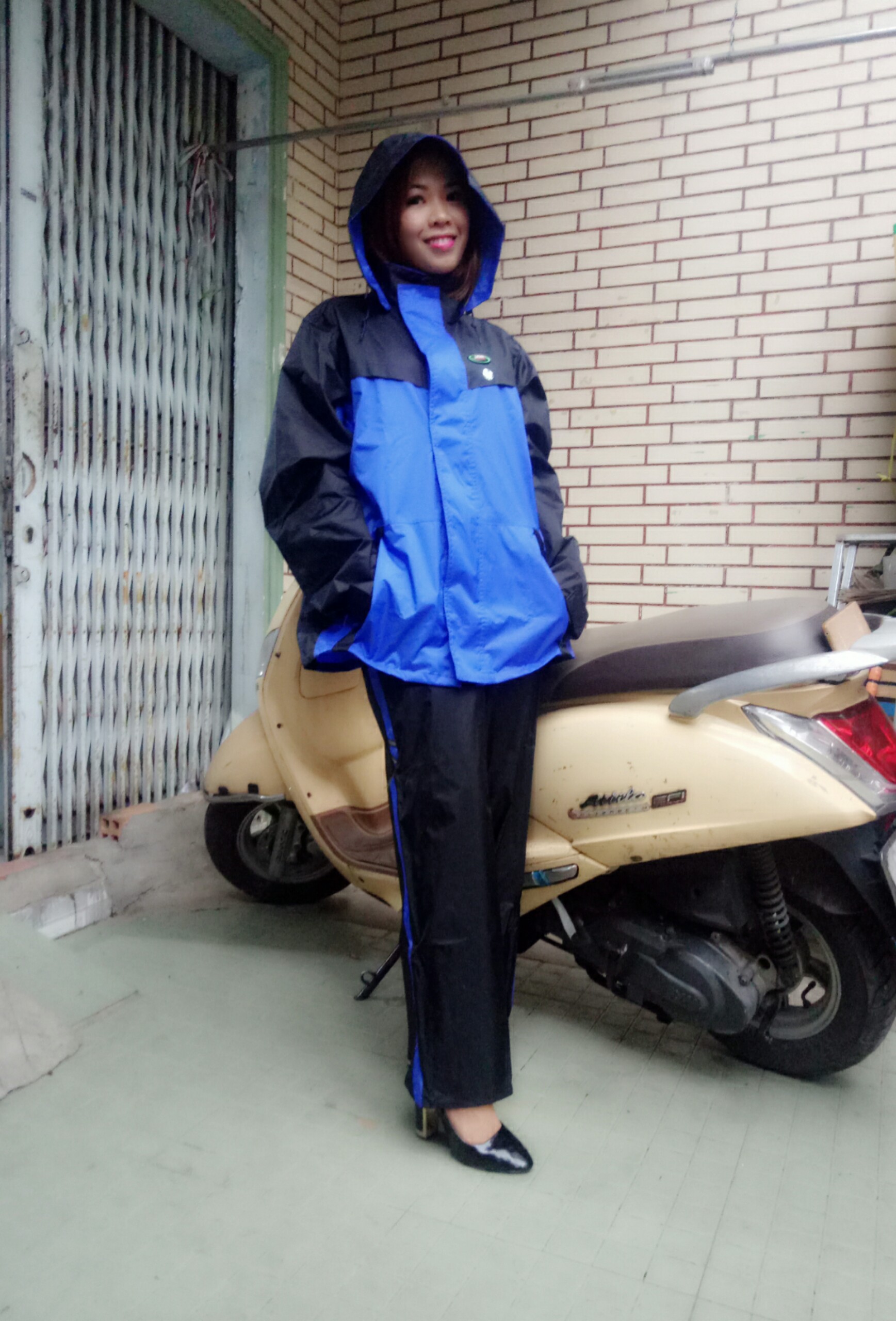 ÁO MƯA BỘ THỂ THAO CAO CẤP