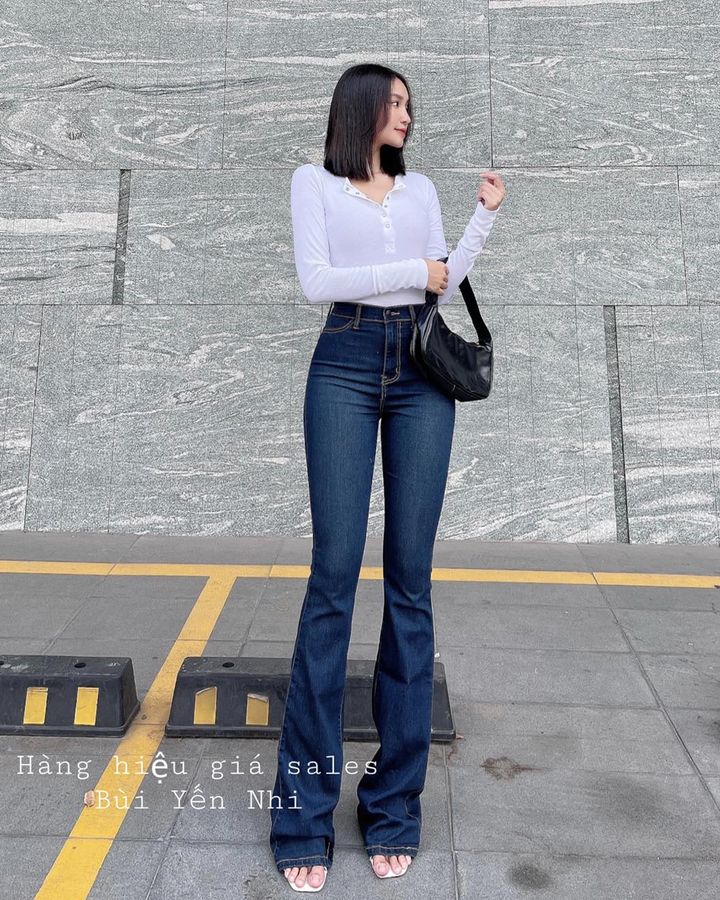 Quần jeans loe Fashion nova