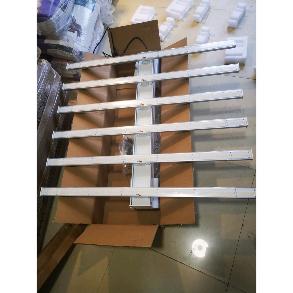 Đèn Led trồng cây SL600 (Công suất 600w) Led Grow Light 600w