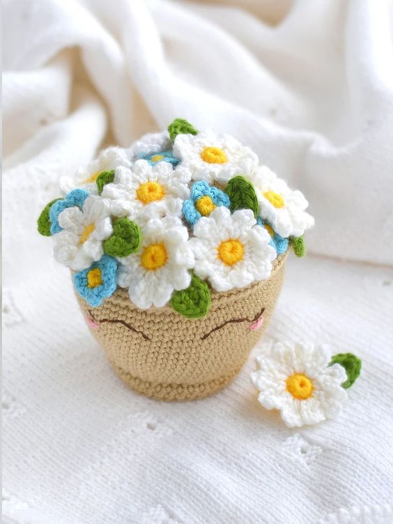 Hoa cúc họa mi bằng len handmade (1 bông)