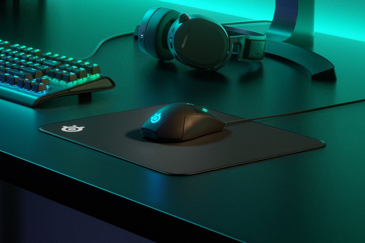 Bàn di chuột STEELSERIES QcK Edge Medium MKStore