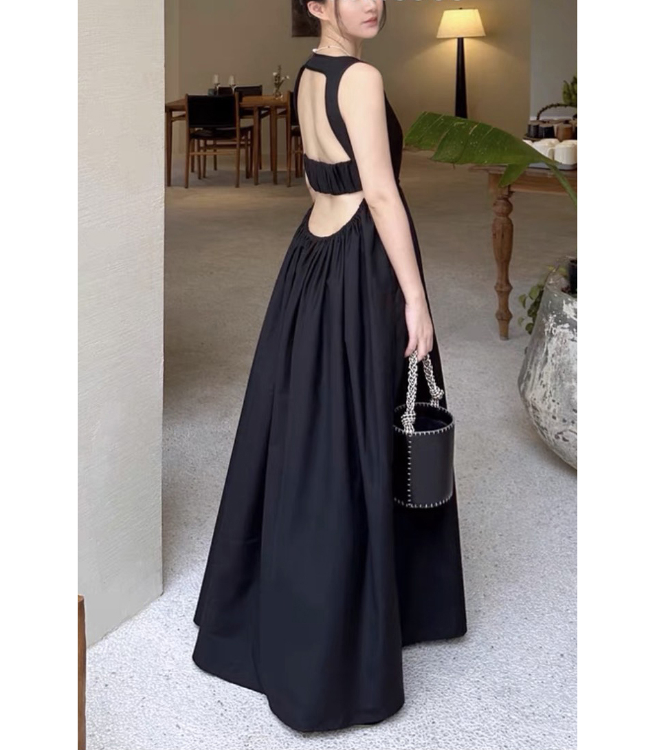 Đầm Maxi hở lưng có lưng chun phía sau