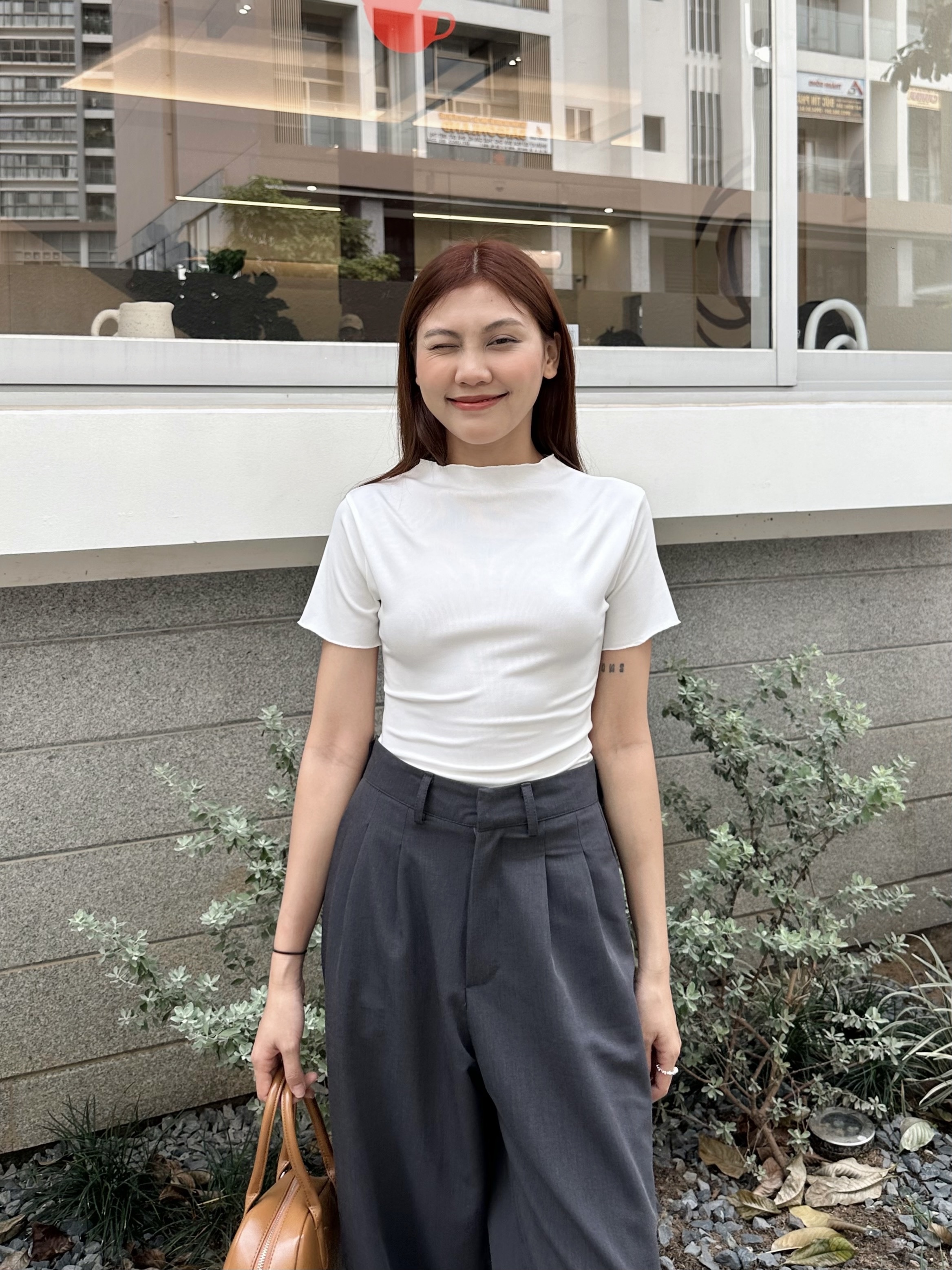 Áo thun ôm baby tee cuốn biên hack eo - 𝐂𝐚𝐦𝐢 𝐓𝐞𝐞