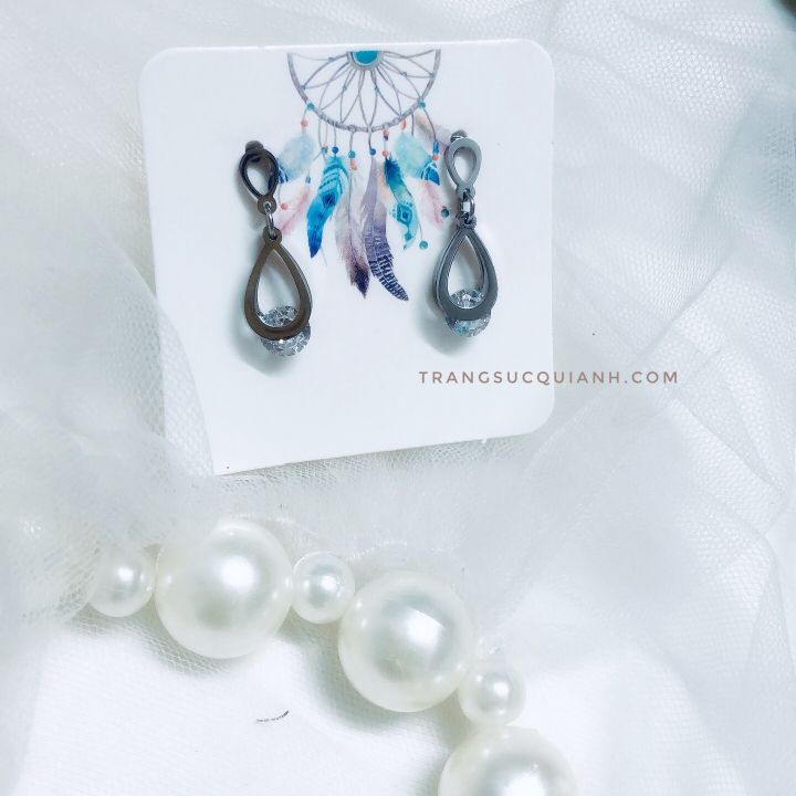 BÔNG TAI TITAN ĐÍNH HẠT ĐÁ HÌNH BẦU