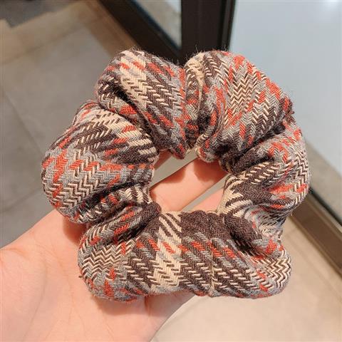 Scrunchies cột tóc vải họa tiết vải dày