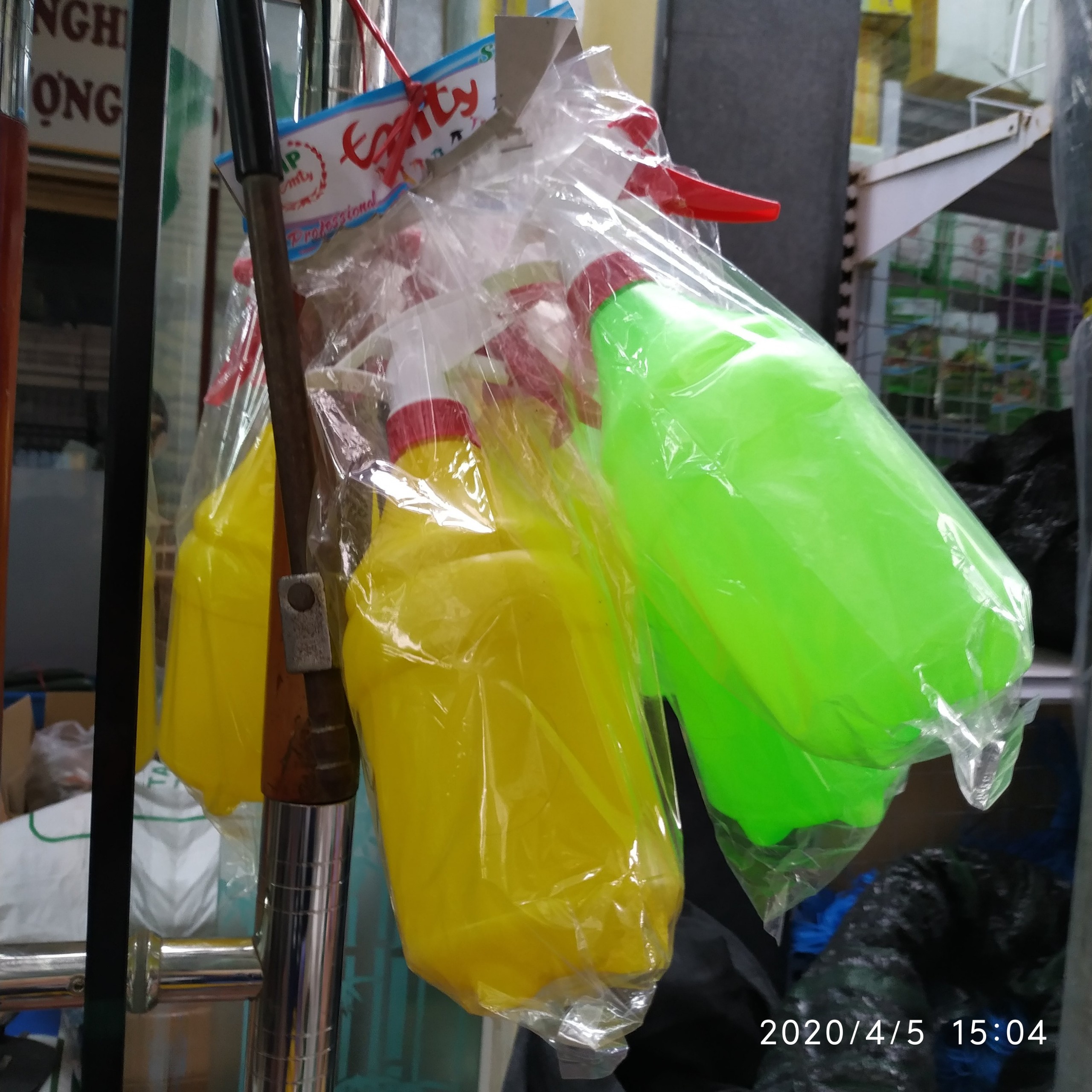 Bình tưới cây 1 lít