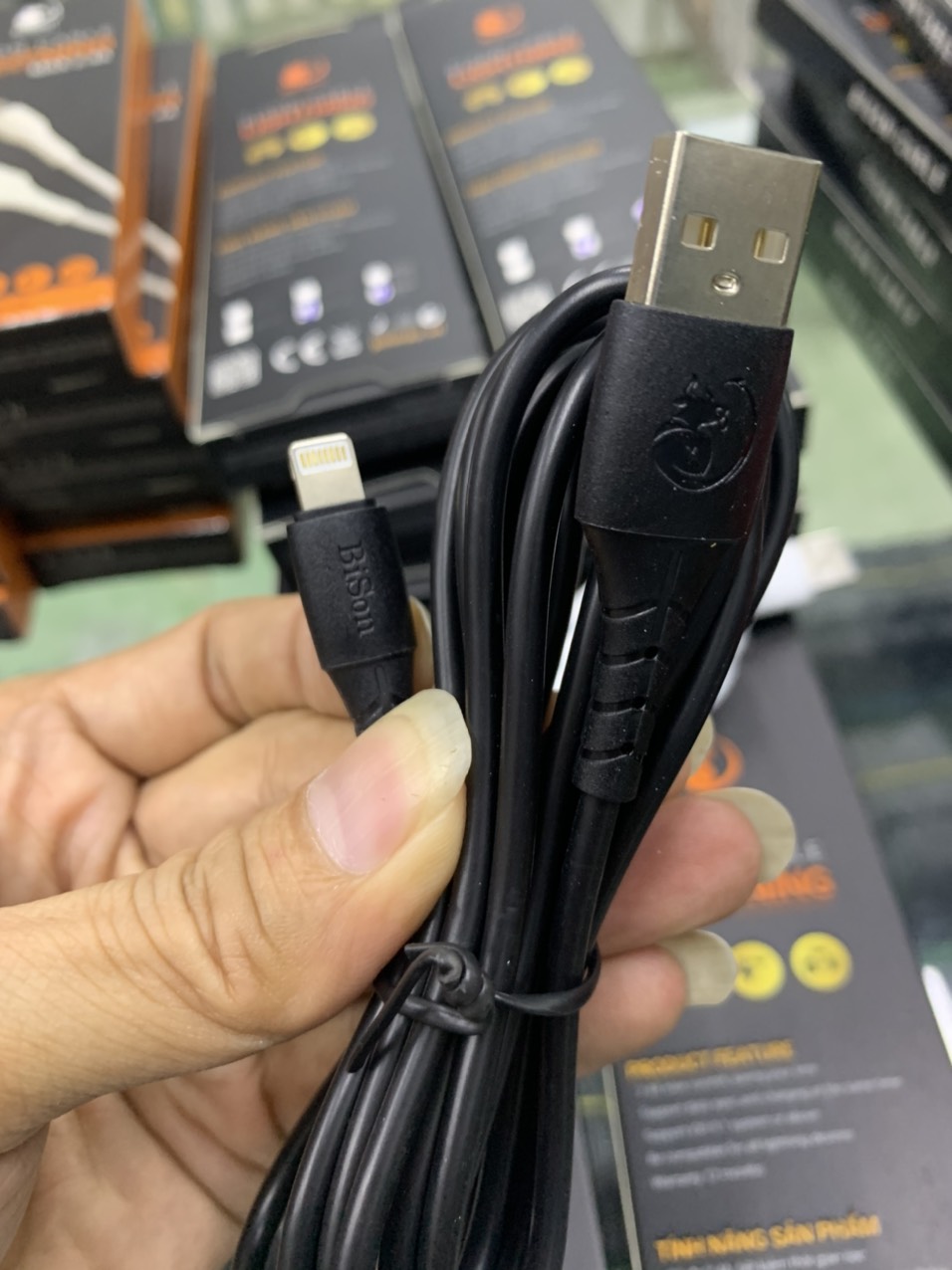 [HCM]Cáp sạc Lightning Bison 2m bảo hành 12 tháng