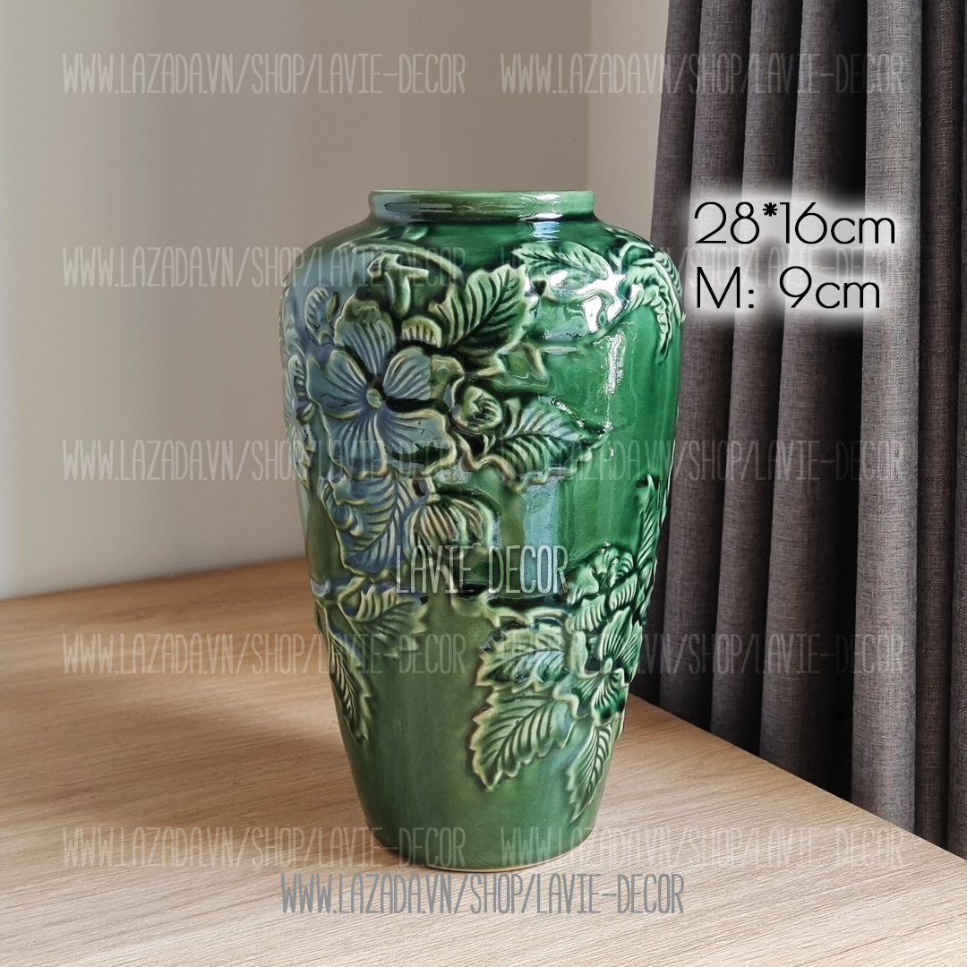 Lọ hoa gốm sứ khắc nổi men ngọc Bát Tràng
