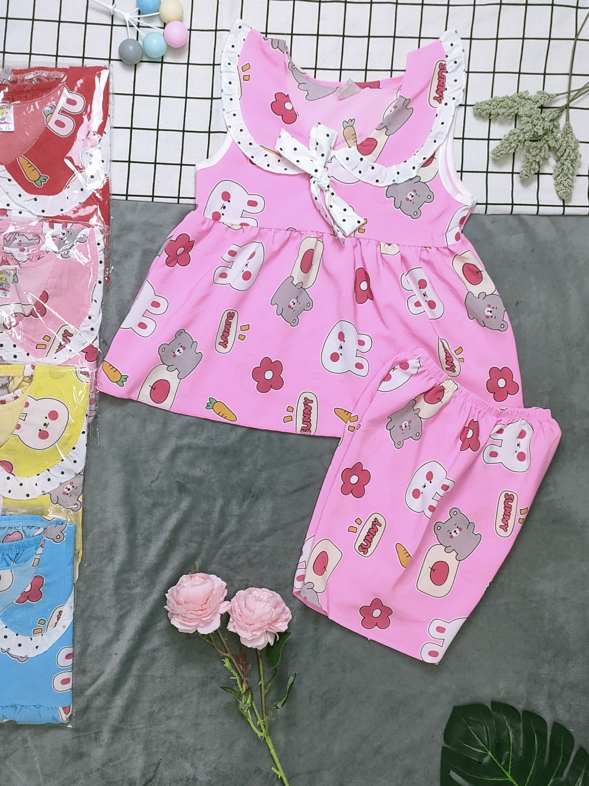 ( 3 bộ 3 màu 3 họa tiết khác nhau) Combo 3 bộ lụa tay cánh tiên bé (6-18kg)