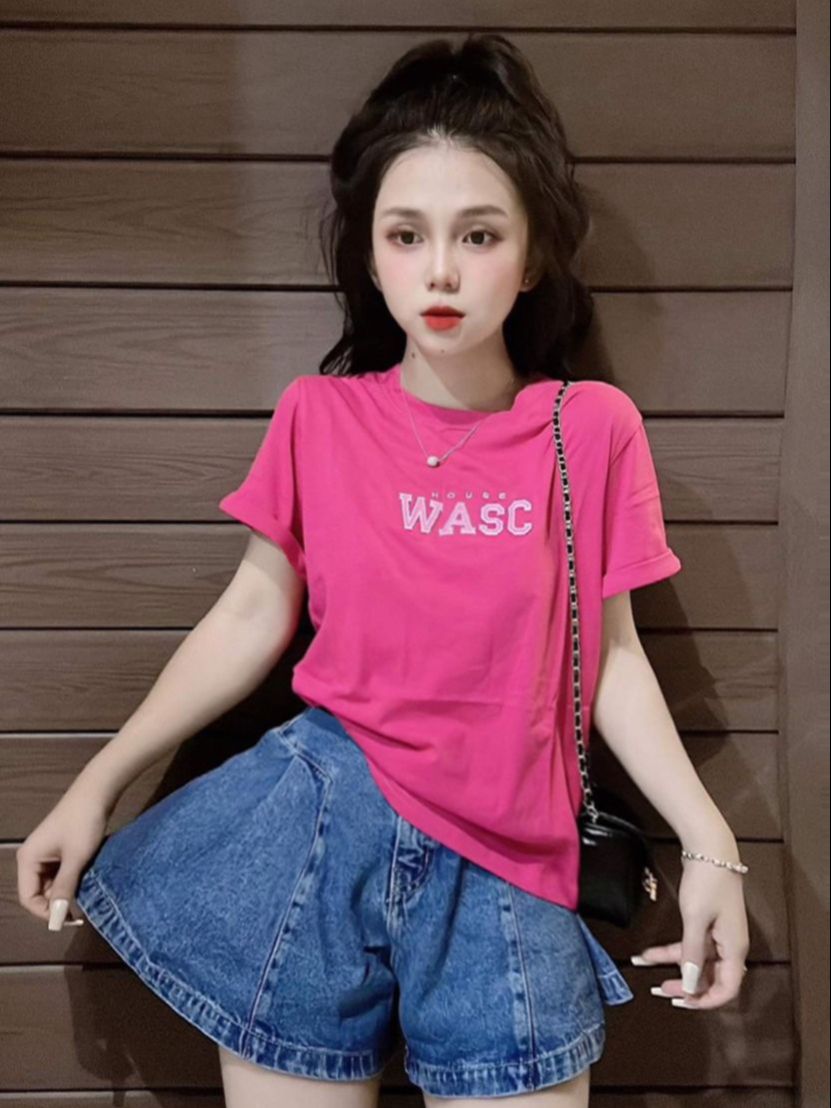 Áo thun Thái nữ dáng vừa phối chữ ( Mã WASC phom vừa )