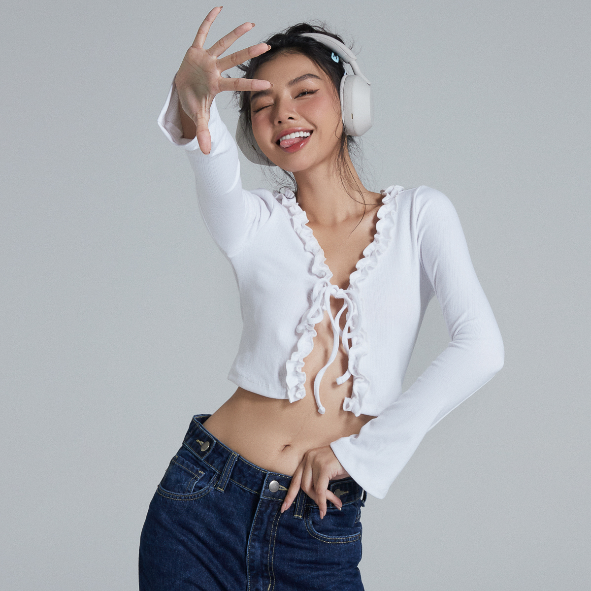 [NHẬP MÃ NOVFALAZSOCIAL02 GIẢM 40K ĐƠN 199K  ] Áo Maybi croptop ôm thun bèo cột nơ