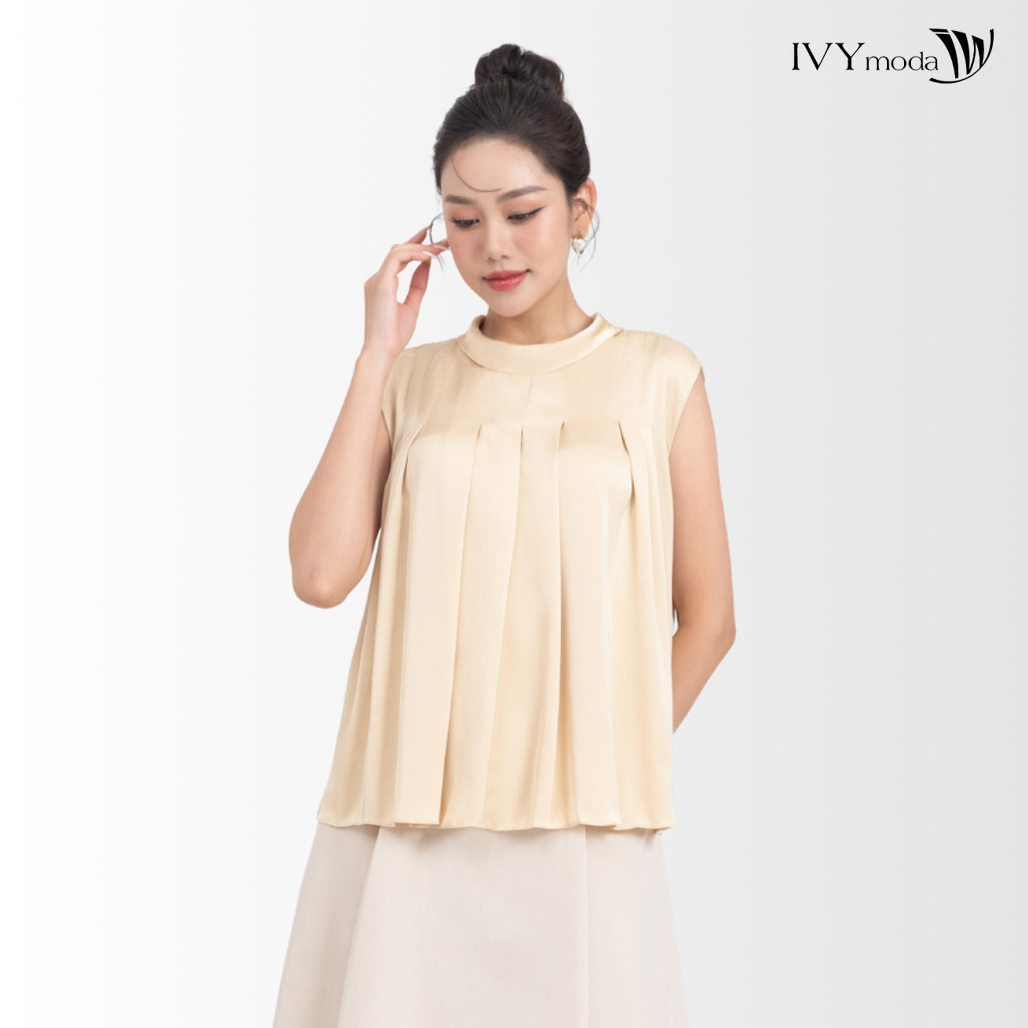 Áo lụa phối nơ sau - Martha Top IVY moda MS 15M7434