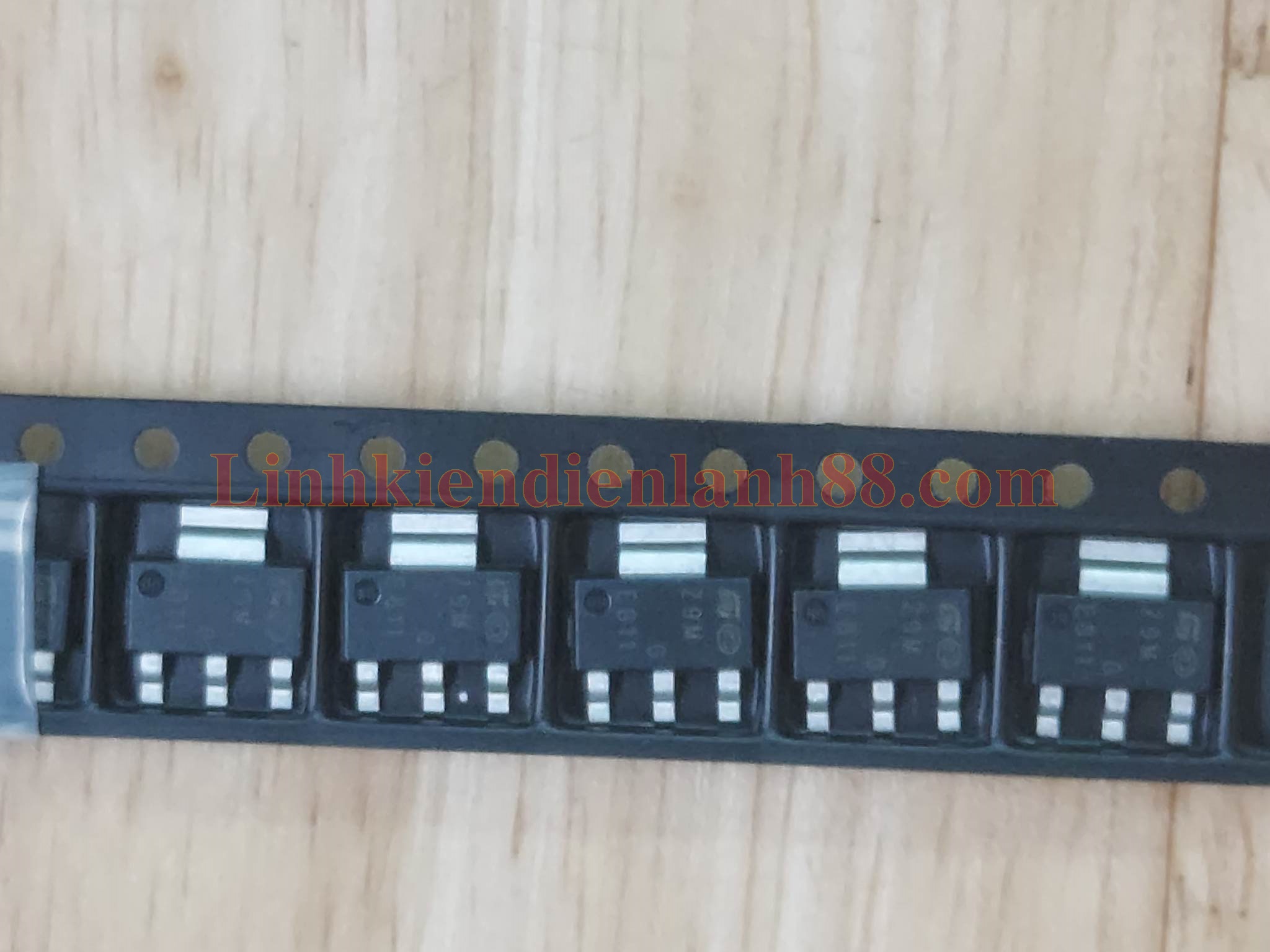 Triac dán Z9M mới chính hãng ST 100%.