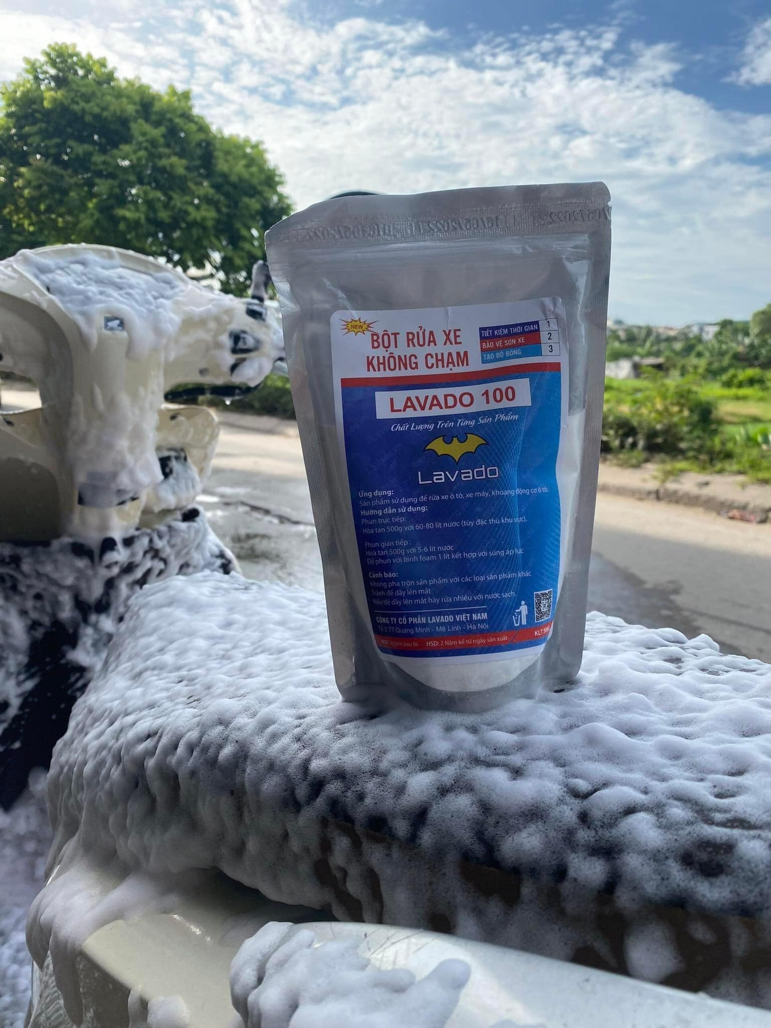 BỘT RỬA XE KHÔNG CHẠM LAVADO 100