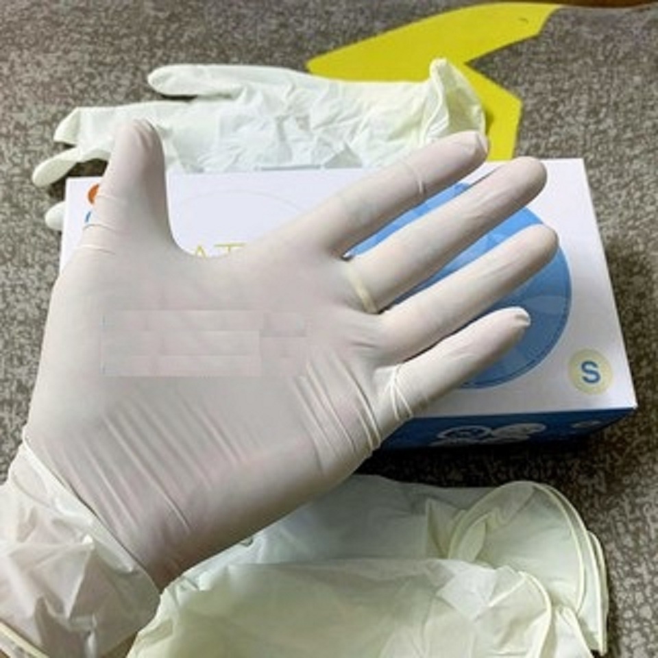 Găng tay y tế latex có bột
