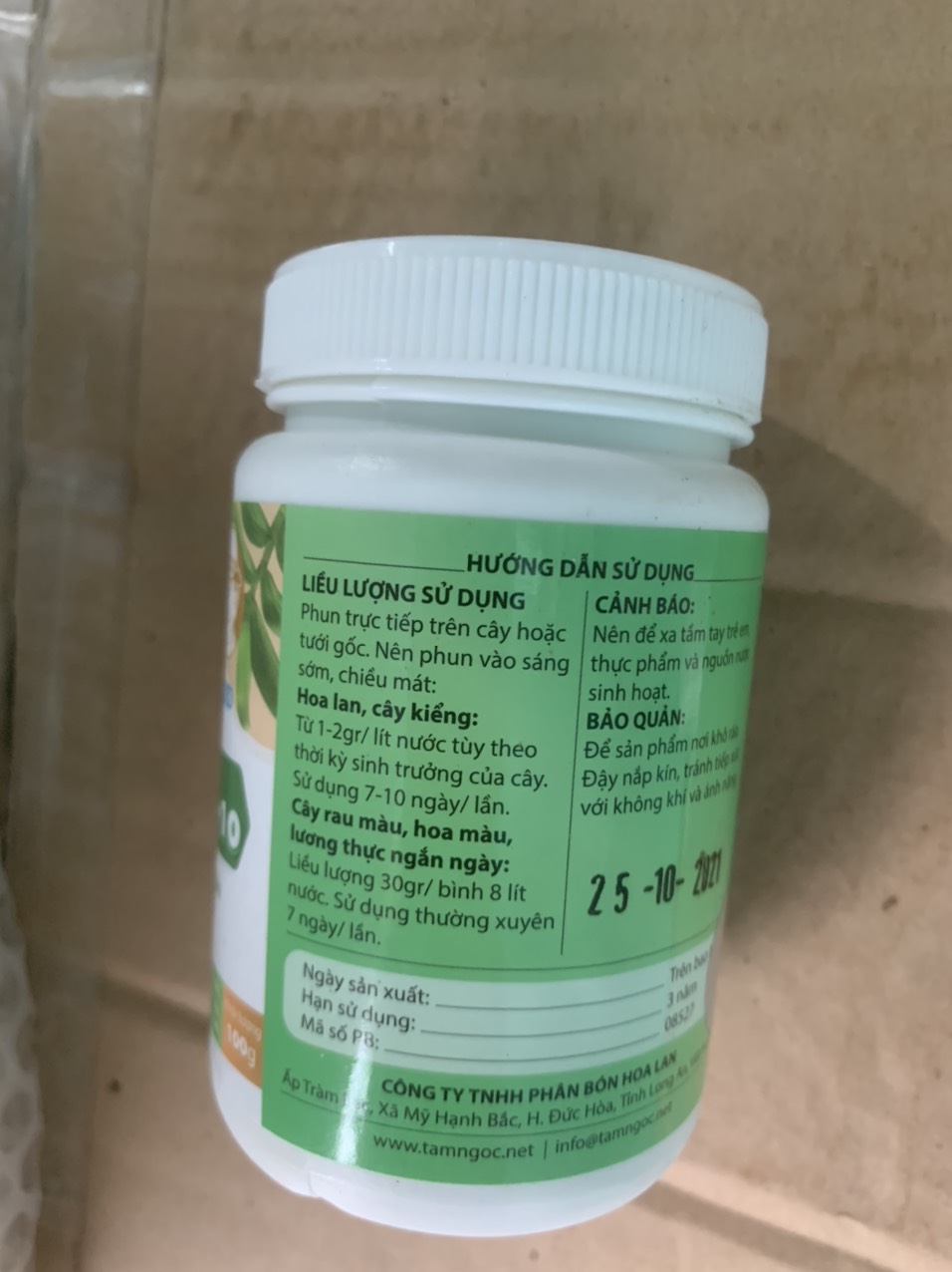 Phân Bón lá 30-10-10 Tám Ngọc lọ 100g
