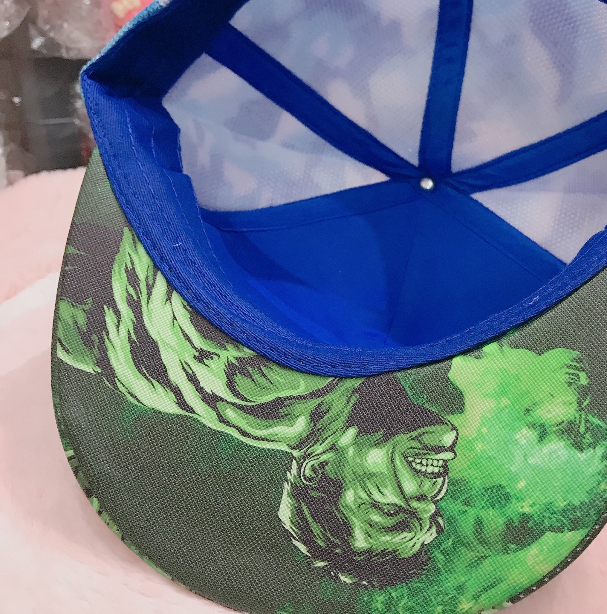 Nón bé trai người xanh Hulk