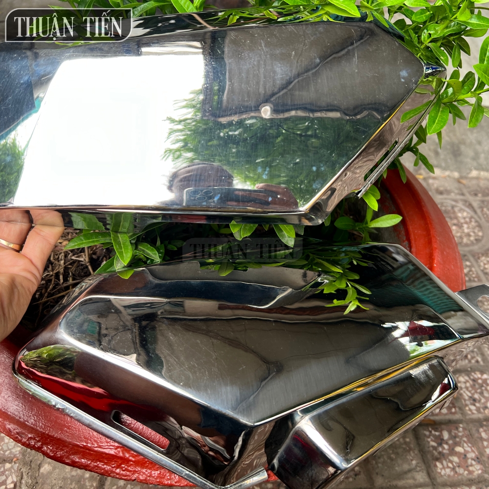 Pair of stainless steel non-magnetic dream trunk lid with 2 stainless steel suits-with 2 letter and plain thick insert